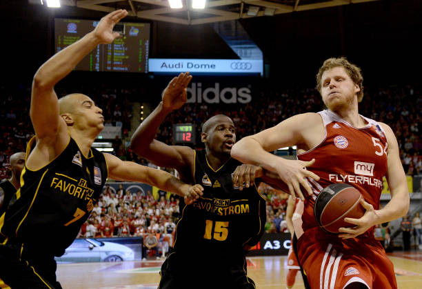 足球联盟 足球联盟