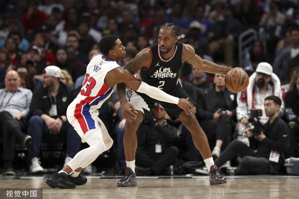 足球比赛的 足球比赛的