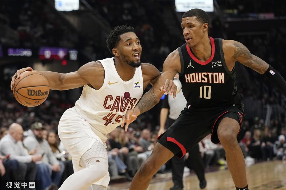 密切关注这 密切关注这